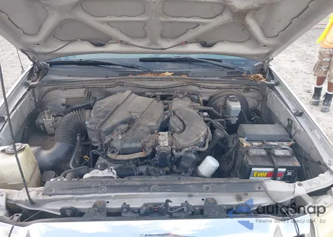 2008 Toyota Tacoma Prerunner V6 z USA, uszkodzony, nr VIN 5TETU62N18Z530079